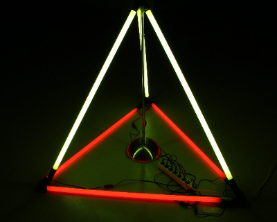 tetrahedral lamp